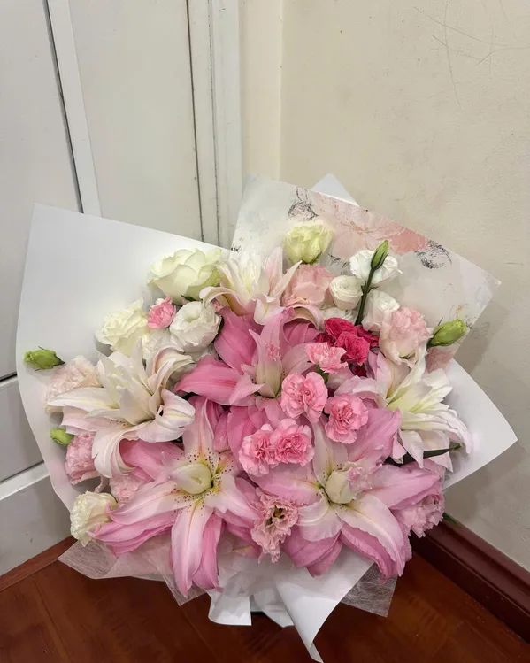 Hồng · Lily