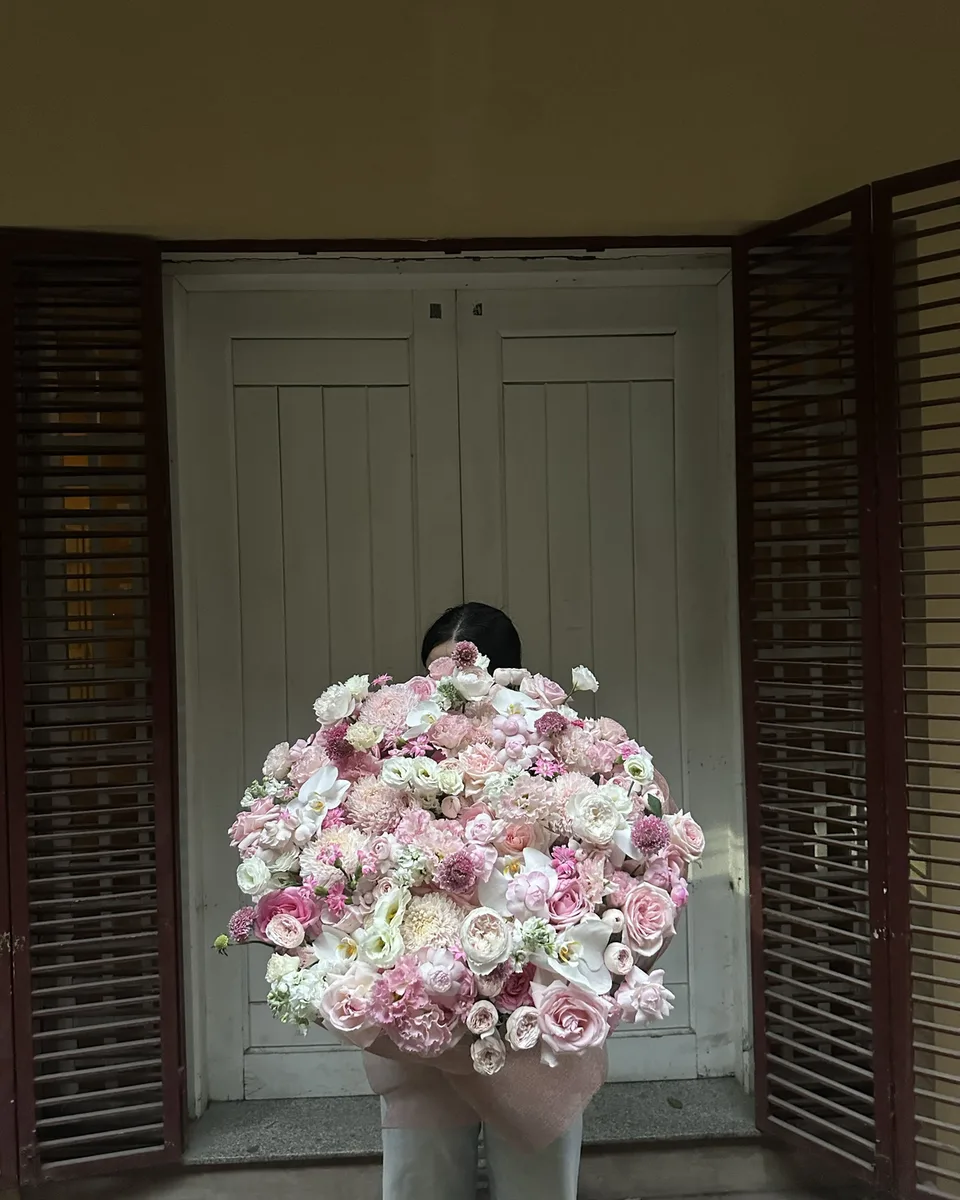 Hồng phấn · Bó tròn lớn